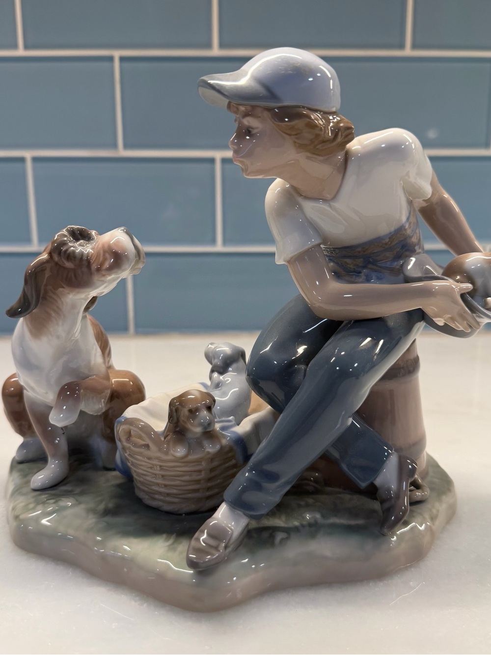 Lladro 5376 This One’s Mine Boy Dog Puppies Porcelain Figurine Retired Spain
